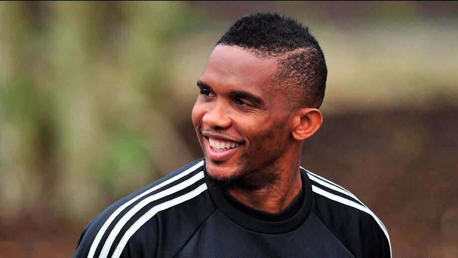Ele até costuma ser simpático: Samuel Eto'o explodiu e pediu perdão