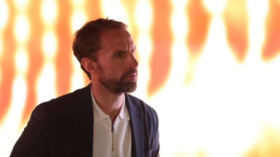 Gareth Southgate mantém-se no cargo de selecionador de Inglaterra