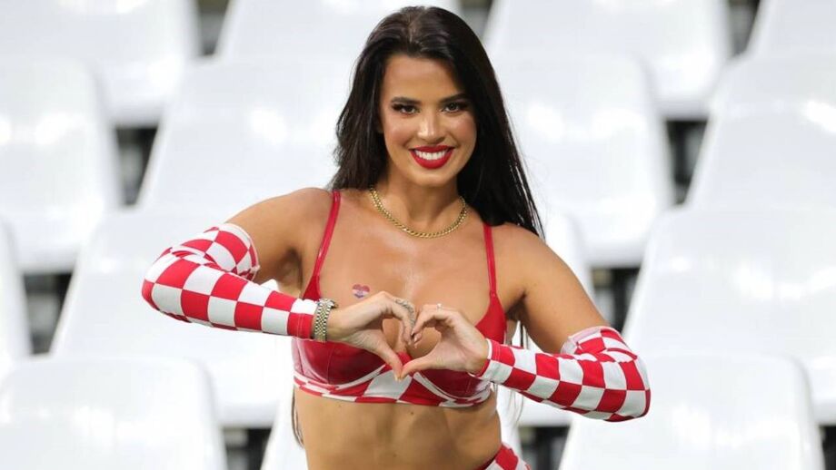 Ivana Knoll continua a parar o trânsito por estes dias em Doha