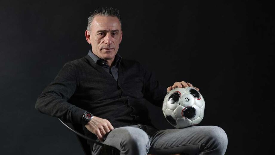 Treinador destaca lado desportivo e humano da passagem pela seleção da Coreia do Sul