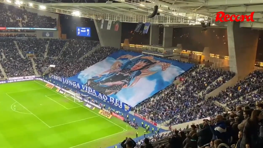 Em dia de aniversário do presidente do FC Porto