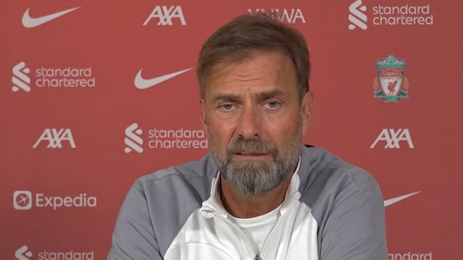 Treinador do Liverpool diz que o avançado uruguaio tem potencial para se tornar uma referência
