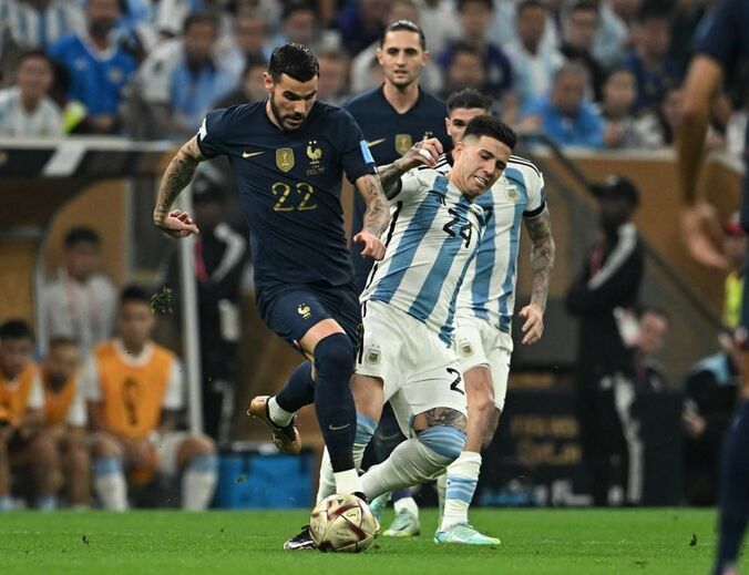 19 - Theo Hernández (França/Milan): passou de 55 para 60 milhões de euros.