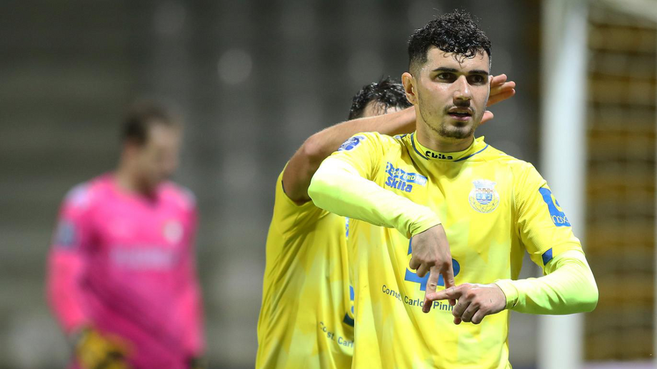 A crónica do Moreirense-Arouca, 1-2: Bilhete para Leiria ao som da Mújica