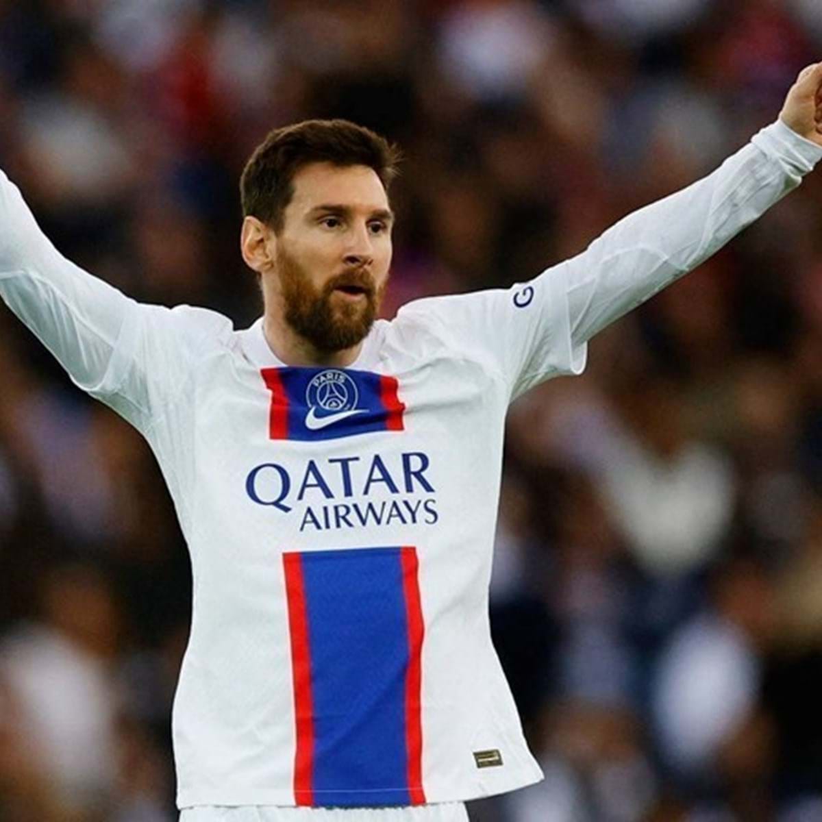Rival do clube de Cristiano Ronaldo faz proposta do outro mundo a Messi Al-Hilal vai com tudo - PSG foto