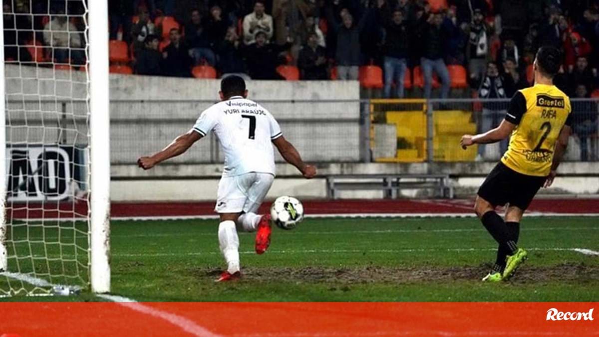 Ac. Viseu Explica Mau Estado Do Relvado Do Estádio Do Fontelo - Ac ...