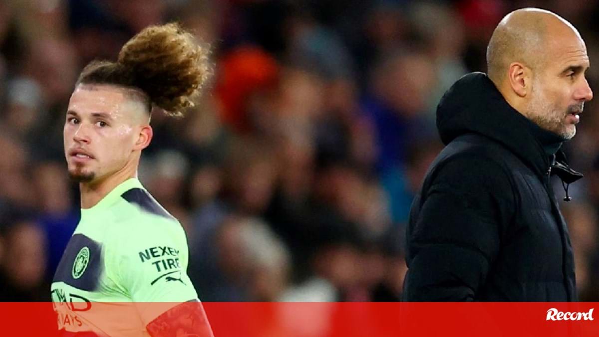 Kalvin Phillips avalia saída do Manchester City: Preciso jogar