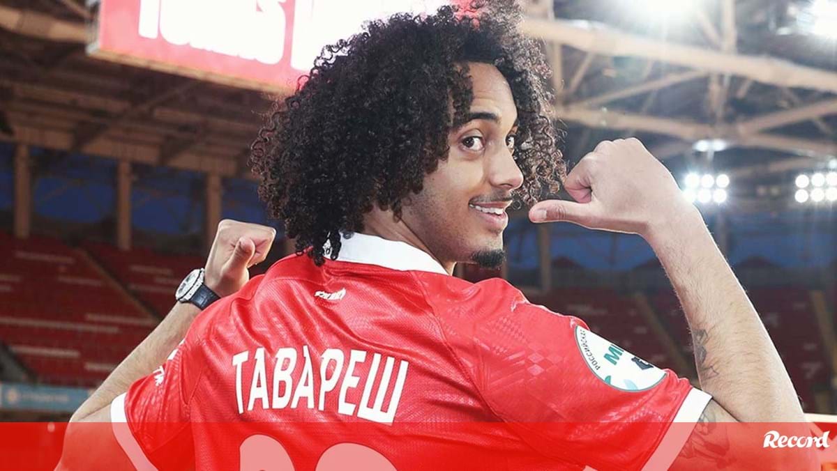 Benfica prepara-se para vender jogador com 14 anos de ligação