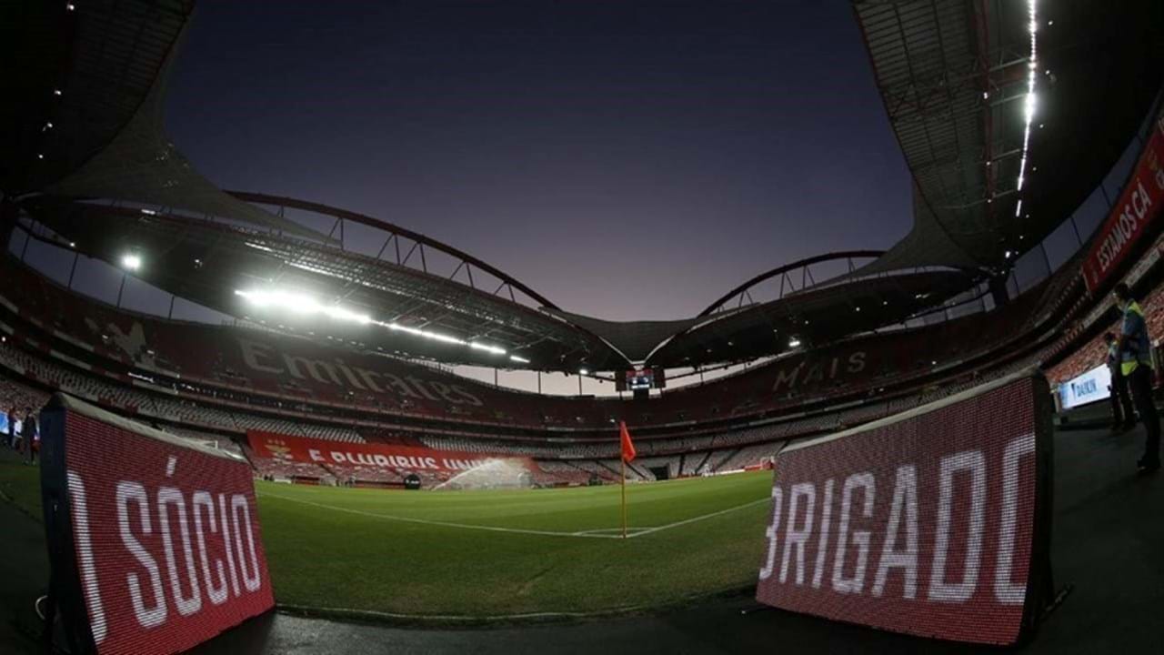 TVI: Ministério Público investiga 12 jogos por suspeitas de subornos feitos  pelo Benfica - Benfica - Jornal Record