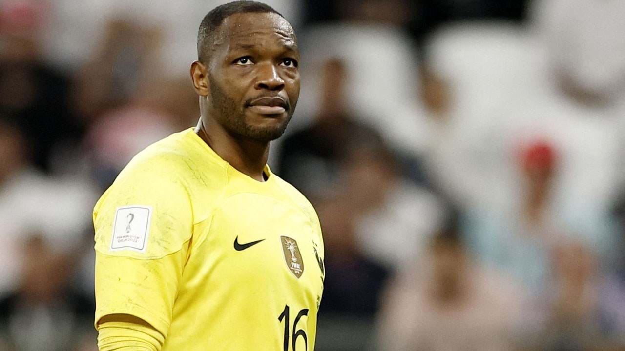 Mandanda Anuncia Fim Da Carreira Pela Seleção De França «há Que Saber