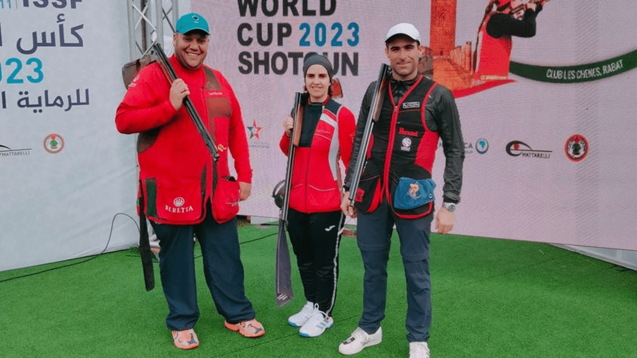 João Azevedo conquista bronze em trap na Taça do Mundo de tiro com armas de caça - Tiro foto foto