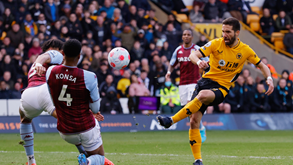 Aston Villa-Wolverhampton: lobos querem regressar aos triunfos na Premier