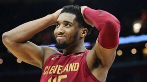 Donovan Mitchell marca 71 pontos num jogo e traz à memória exibição mítica de Kobe Bryant