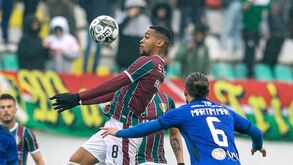 Estrela Amadora-Trofense, 2-2: empate no regresso da bola ao Estádio José Gomes