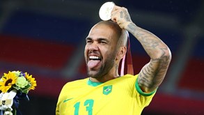 Dani Alves foi do céu ao inferno num mês: o que se sabe até agora sobre a situação do jogador brasileiro?