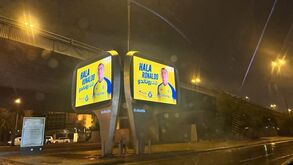 Imagens de Cristiano Ronaldo espalhadas em outdoors de Riade