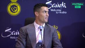 Conferência de imprensa de Cristiano Ronaldo acabou com um 