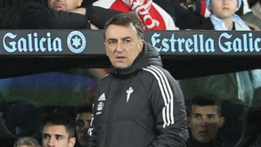 Carlos Carvalhal crítico com arbitragem na eliminação da Taça do Rei: «Peço mais respeito pelo Celta»