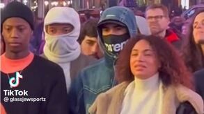 Hakimi e Mbappé tentaram passar despercebidos em Nova Iorque mas... não conseguiram