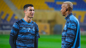 Sempre sorridente e com Talisca por perto: Cristiano Ronaldo afina máquina antes da estreia pelo Al Nassr