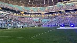 60 mil a gritar por Suárez: o incrível ambiente na apresentação do uruguaio no Grémio