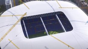 Tecnologia de ponta: Real Madrid mostra colocação da cobertura retrátil no futurista Santiago Bernabéu
