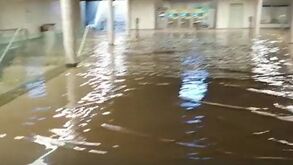 Estação de São Bento inundada: circulação do Metro do Porto teve de ser interrompida