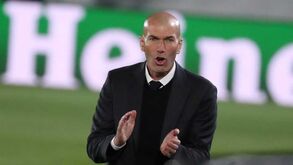 Zidane terá recusado abordagem para comandar Portugal