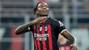 «O Milan vai ultrapassar o tecto salarial por causa de Rafael Leão»