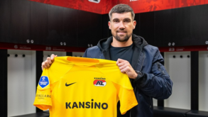 Australiano Mathew Ryan assina pelo AZ Alkmaar