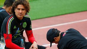 Ochoa está a deixar italianos em delírio: Mexicano pegou de estaca na Salernitana