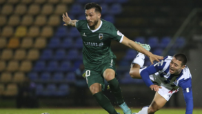Farense anuncia paragem por tempo indefinido do médio Velásquez devido a lesão
