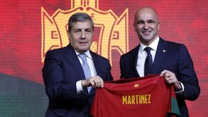 Roberto Martínez ao leme: Como se portou a Seleção quando foi comandada por estrangeiros?