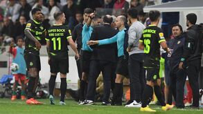 Dias Ferreira arrasa arbitragem e antecipa dérbi com Benfica: «Com esta ladroagem na arbitragem não vale a pena...»