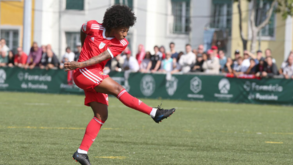 Valéria Cantuário pára nove meses e desfalca Benfica devido a lesão