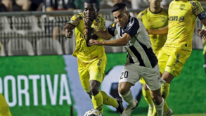 SAD segura Bruno Langa