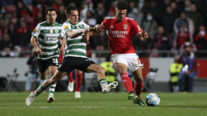 Benfica-Sporting: Superioridade veste-se de vermelho