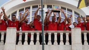Campeão europeu de futebol de praia desiste de competir e lança desafio ao Benfica  