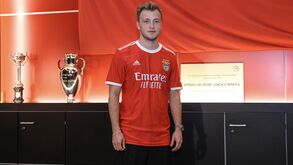 Reforços do Benfica longe do dérbi