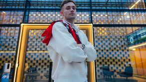 Club Brugge contrata guarda-redes Josef Bursik