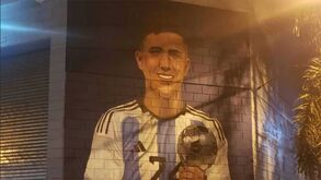 Enzo Fernández já tem um mural gigante na sua cidade natal