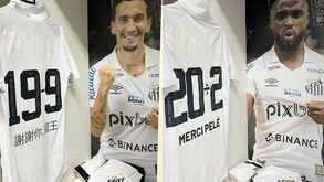 Santos presta tributo a Pelé de forma original: todos jogarão com o número 10... mas há apenas uma camisola 10 em campo