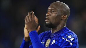 A maldição que atormenta Stamford Bridge: Quem veste a camisola 9 cai em desgraça...