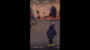 Cristiano Ronaldo faz as delícias do filho de Talisca