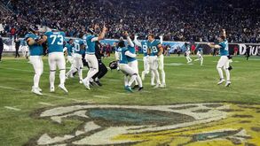 Playoff começam com uma reviravolta para a história