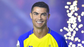 Estreia de Ronaldo entre craques