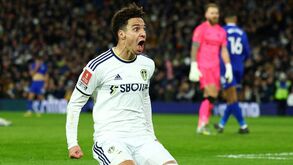 Leeds goleia Cardiff e avança para a 4.ª ronda da Taça de Inglaterra