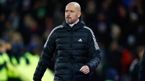 Ten Hag: «Tenho de criticar os meus jogadores. Quando estás a ganhar a dois minutos do final...»