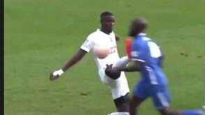 Jogador do Hyeres nos cuidados intensivos devido a entrada violenta de Eric Bailly