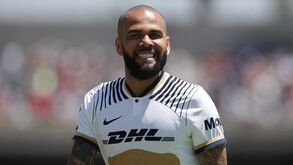 Pumas despede Dani Alves após detenção em Barcelona